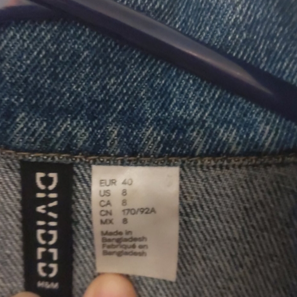 H&M denim jacket - Picture 2 of 4